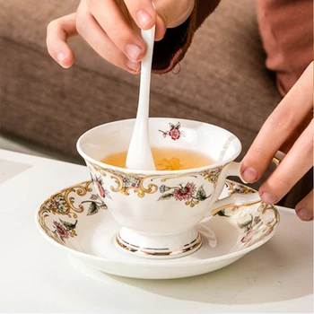 Keramične Skodelice Kave Nastavite Evropska Mala Luksuzni Kosti kitajske Popoldanski Čaj nastavite Cvet Tea Cup & Krožnik Gospodinjski Kuhinjski pribor