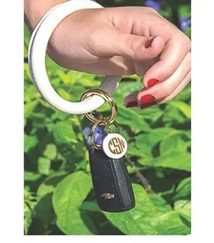 Rainbery 2021 Novo Monogram PU Usnje O Ključnih Verige po Meri Krog Tassel Wristlet Keychain Trgovina Za Ženske in Dekleta