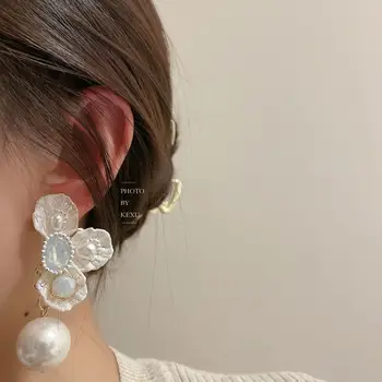 Pretirana veter, shell visoko imitacije pearl eardrop 2021 Koreja novi elegantni modni ženski uhani stranka nakit darila