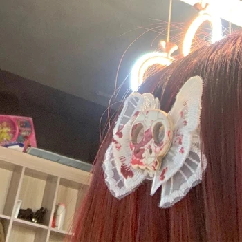 Goth Ročno Ranjen Metulj Lobanje Ostra za Ženske Harajuku Nostalgičen spomin sponke za Lase Pribor Halloween Party Lase Posnetek