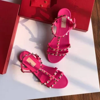 2021 poletje V novo stanovanje plaži čevlji ženske obmorskih jelly čevlji non-slip kovice klinov ravno sandali