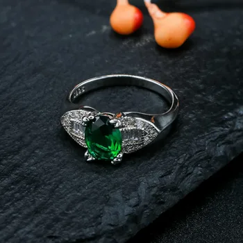 Smaragdno AAA Cirkon 6x8MM Ovalne Gemstone Obroči za Ženske 925 Sterling Srebrni Prstan Diamant Poroko Udejstvovanje Obroči