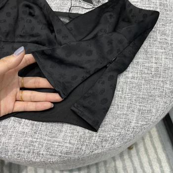 High-end blagovne Znamke Black Camis Vrhovi za Ženske Jeseni Novo 2021 Visoke Kakovosti Rajon Jacquardske Slim Camis Moda Proti-vrat Camis Lady