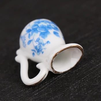1Pc Trgatev Modre In Bele Porcelanaste Lutke Mini Porcelanasta Vaza Pribor Lutka Hiša Miniature 1:12 Dekorativni Dodatki